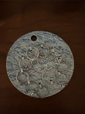 New w tags girls costume ring jewelry